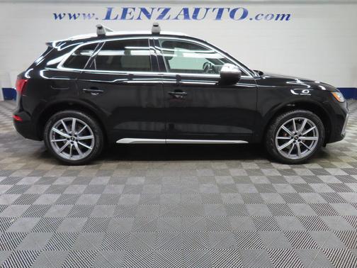 Mythos Black Metallic 2021 Audi SQ5 3.0T Premium