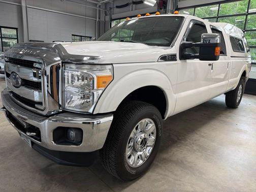 White Platinum Metallic Tri-Coat 2015 Ford F-250 Lariat
