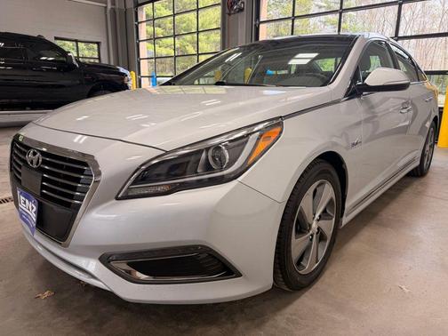 Starlight Silver 2017 Hyundai SONATA Hybrid Limited
