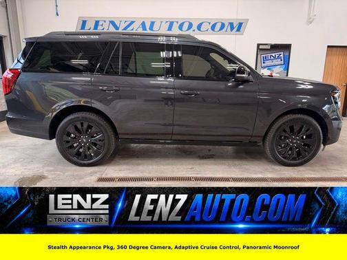 Dark Matter Gray Metallic 2025 Ford Expedition Platinum