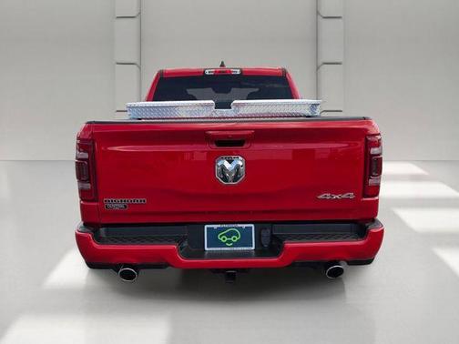 Flame Red Clearcoat 2022 RAM 1500 Big Horn