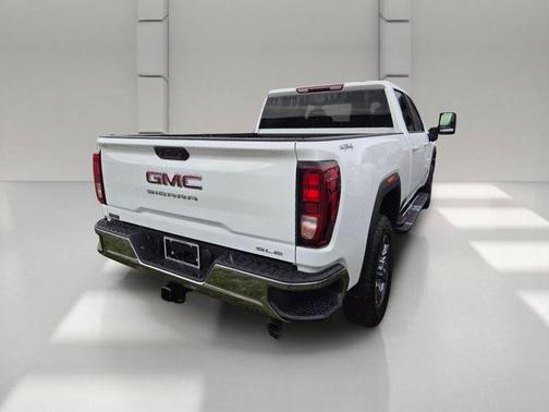 Summit White 2026 GMC Sierra 2500 SLE