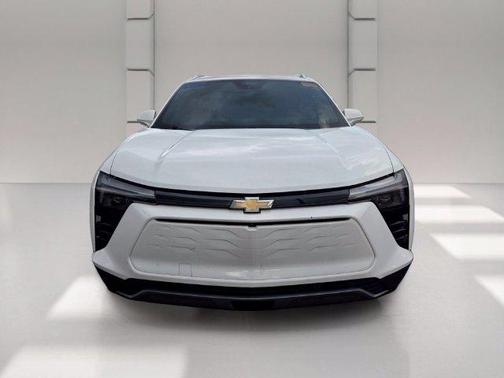 Summit White 2024 Chevrolet Blazer EV LT