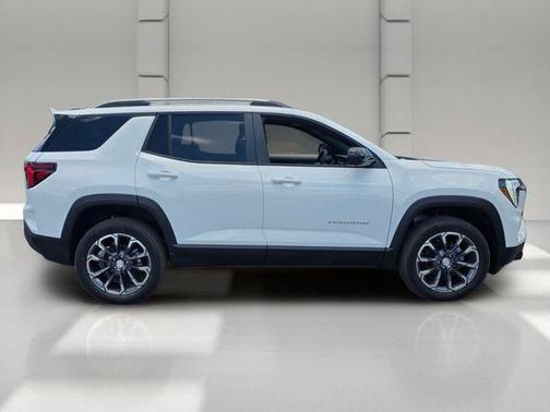 Summit White 2026 GMC Terrain Elevation