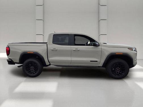 Dune 2026 GMC Canyon Elevation