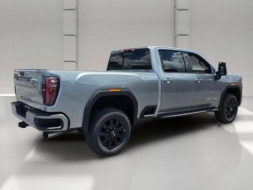 Sterling 2026 GMC Sierra 2500 AT4