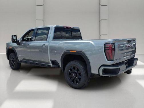 Sterling 2026 GMC Sierra 2500 AT4