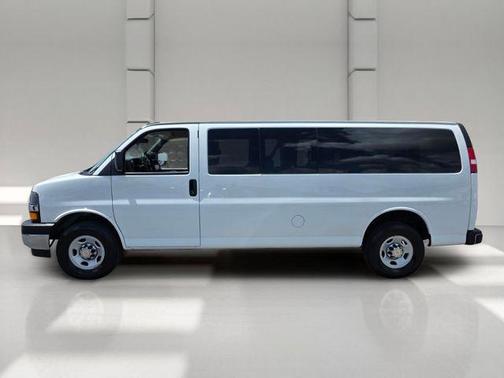 Summit White 2024 Chevrolet Express 3500 LT