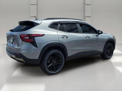 Sterling Gray Metallic 2025 Chevrolet Trax ACTIV