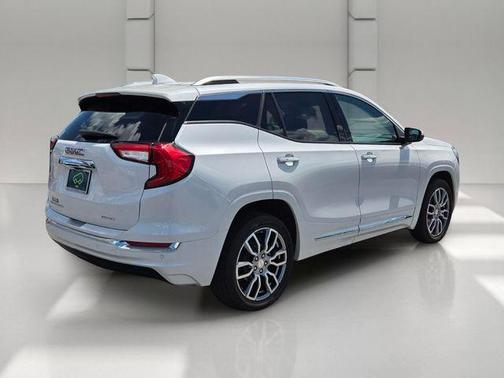 White Frost Tri-Coat 2022 GMC Terrain Denali