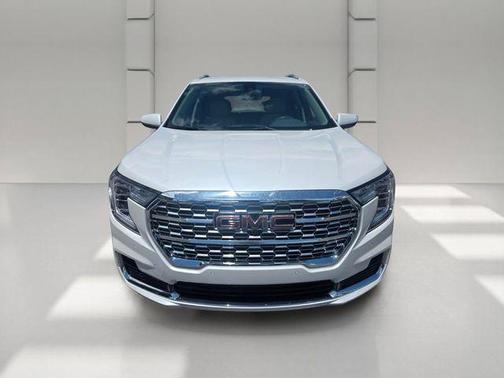 White Frost Tri-Coat 2022 GMC Terrain Denali
