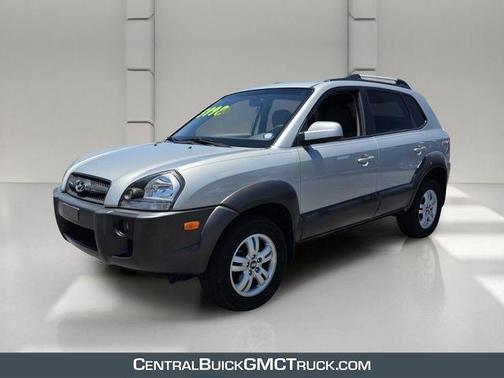 Silver 2008 Hyundai TUCSON Limited