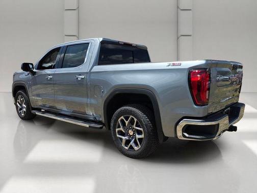 Sterling 2026 GMC Sierra 1500 SLT