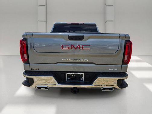Sterling 2026 GMC Sierra 1500 SLT