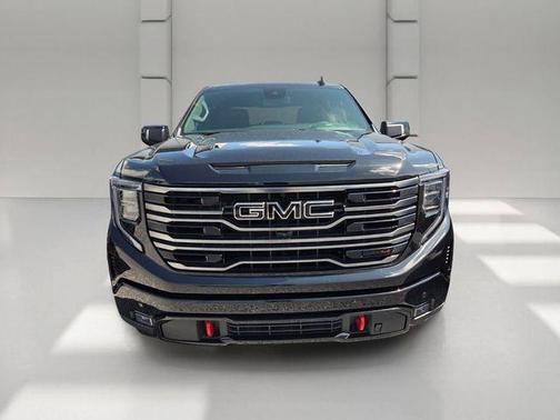 Onyx Black 2026 GMC Sierra 1500 AT4