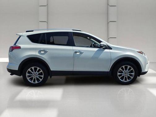 Blizzard Pearl 2016 Toyota RAV4 Limited