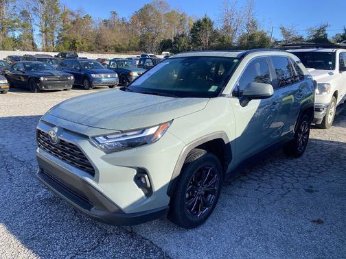 2023 Toyota RAV4 Hybrid XLE Premium