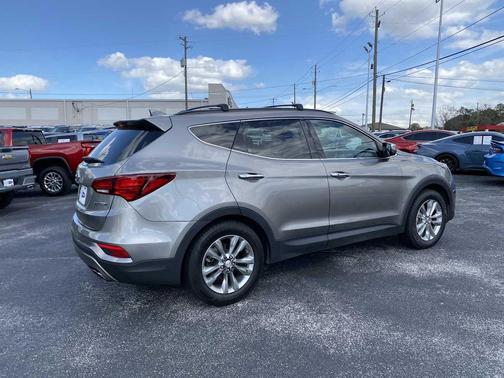 2017 Hyundai Santa Fe Sport 2.0L Turbo