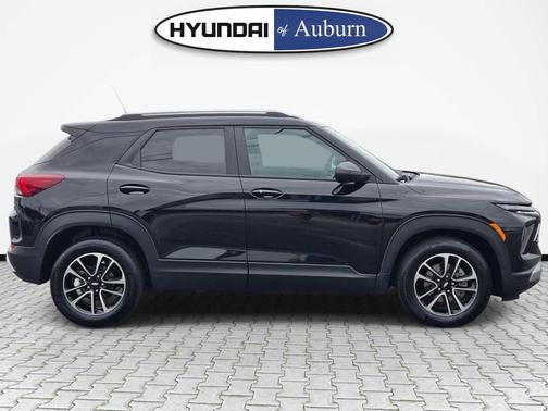 Mosaic Black Metallic 2024 Chevrolet Trailblazer LT