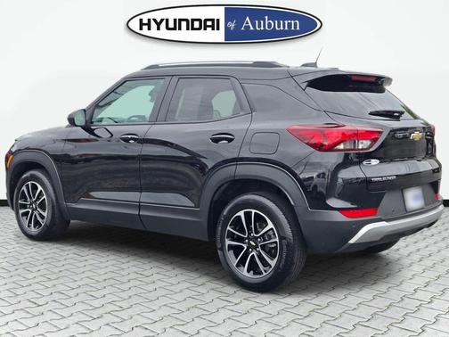 Mosaic Black Metallic 2024 Chevrolet Trailblazer LT