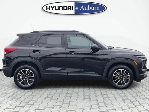 Mosaic Black Metallic 2024 Chevrolet Trailblazer LT
