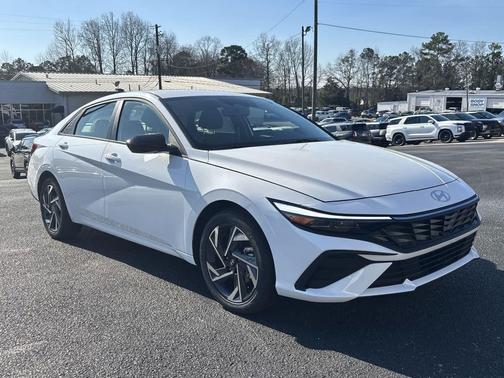 2025 Hyundai ELANTRA Sport