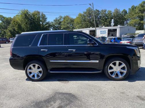 2020 Cadillac Escalade Premium Luxury