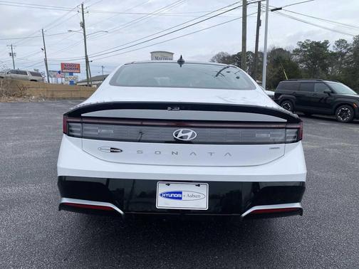 2026 Hyundai SONATA Hybrid SE