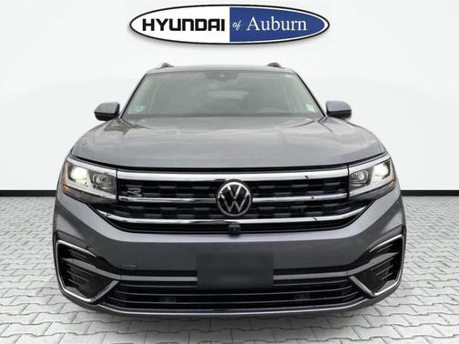 Platinum Gray Metallic 2022 Volkswagen Atlas 3.6L SEL Premium