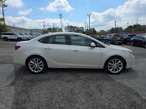 2013 Buick Verano Base