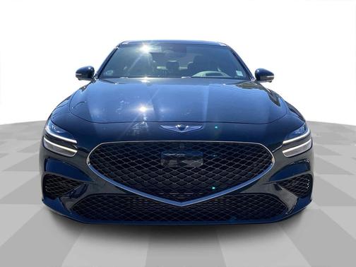 2022 Genesis G70 3.3T RWD