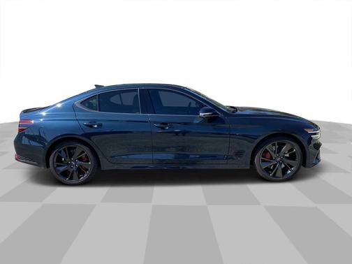 2022 Genesis G70 3.3T RWD