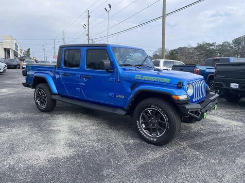 2023 Jeep Gladiator Overland
