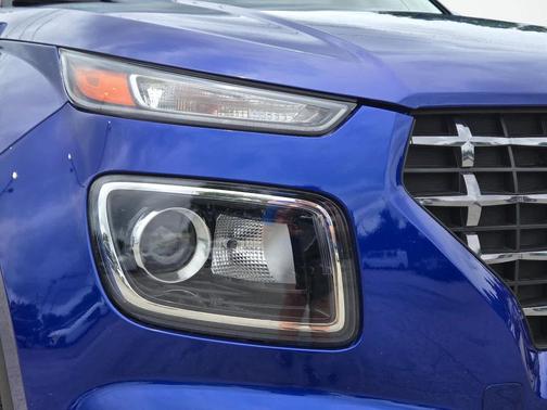 Intense Blue 2023 Hyundai VENUE SEL