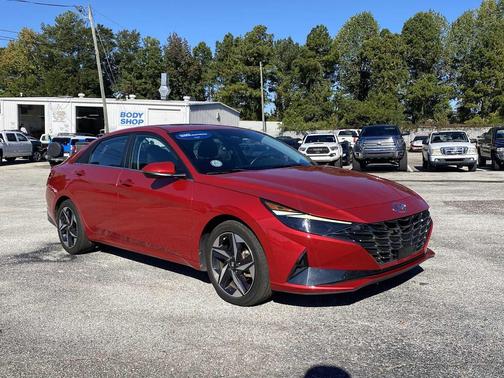 2021 Hyundai ELANTRA SEL