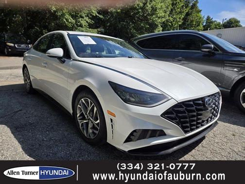 Quartz White 2022 Hyundai SONATA SEL