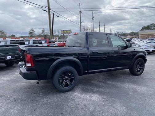 2024 RAM 1500 Classic Warlock Crew Cab 4x2 5'7' Box