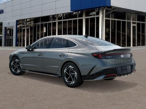 2026 Hyundai SONATA SEL
