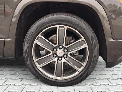 Smokey Quartz Metallic 2019 GMC Acadia Denali