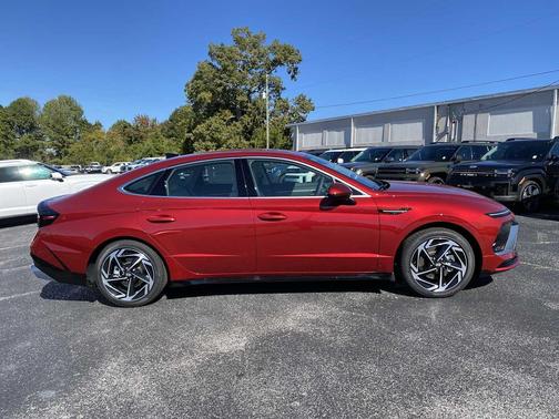 2026 Hyundai SONATA SEL