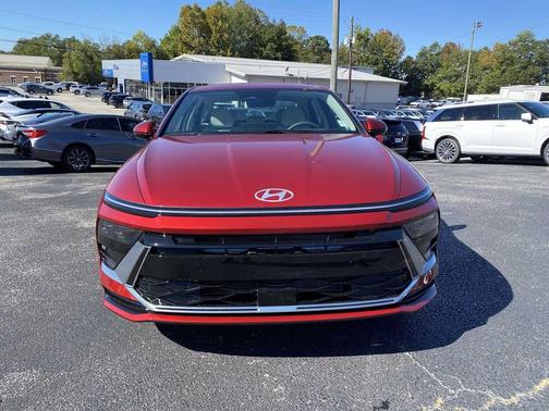 2026 Hyundai SONATA SEL