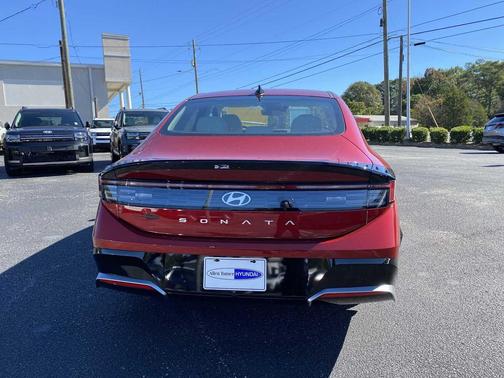 2026 Hyundai SONATA SEL