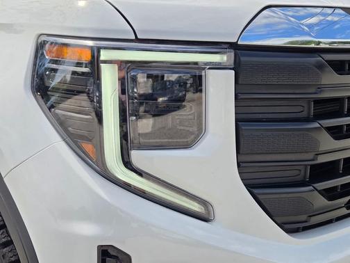 Summit White 2025 GMC Sierra 1500 Pro