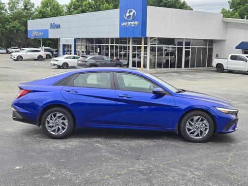 Intense Blue 2024 Hyundai ELANTRA HEV Blue