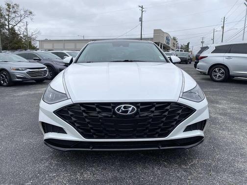 2022 Hyundai SONATA SEL