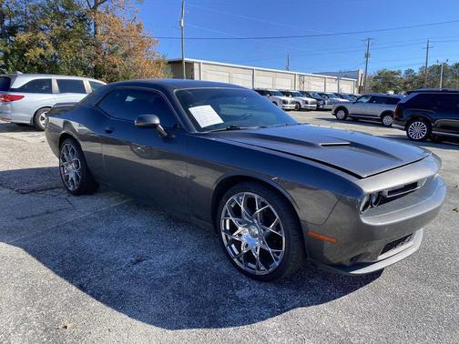 2018 Dodge Challenger SXT