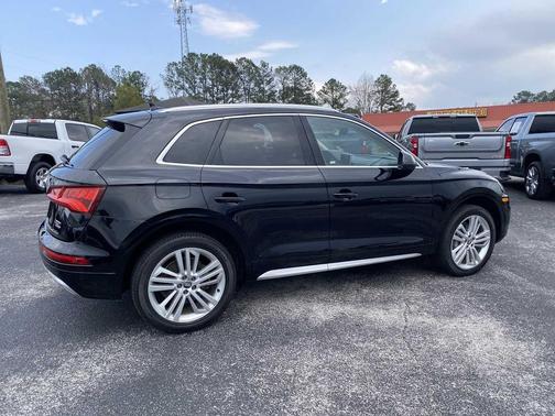 2018 Audi Q5 2.0T Premium Plus