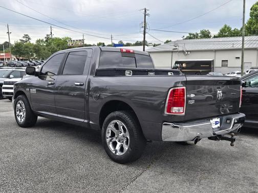 Granite Crystal Metallic Clearcoat 2014 RAM 1500 Laramie