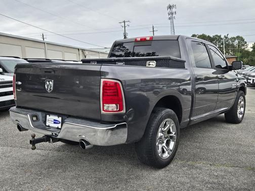 Granite Crystal Metallic Clearcoat 2014 RAM 1500 Laramie