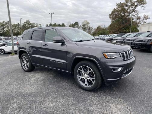 2018 Jeep Grand Cherokee Sterling Edition